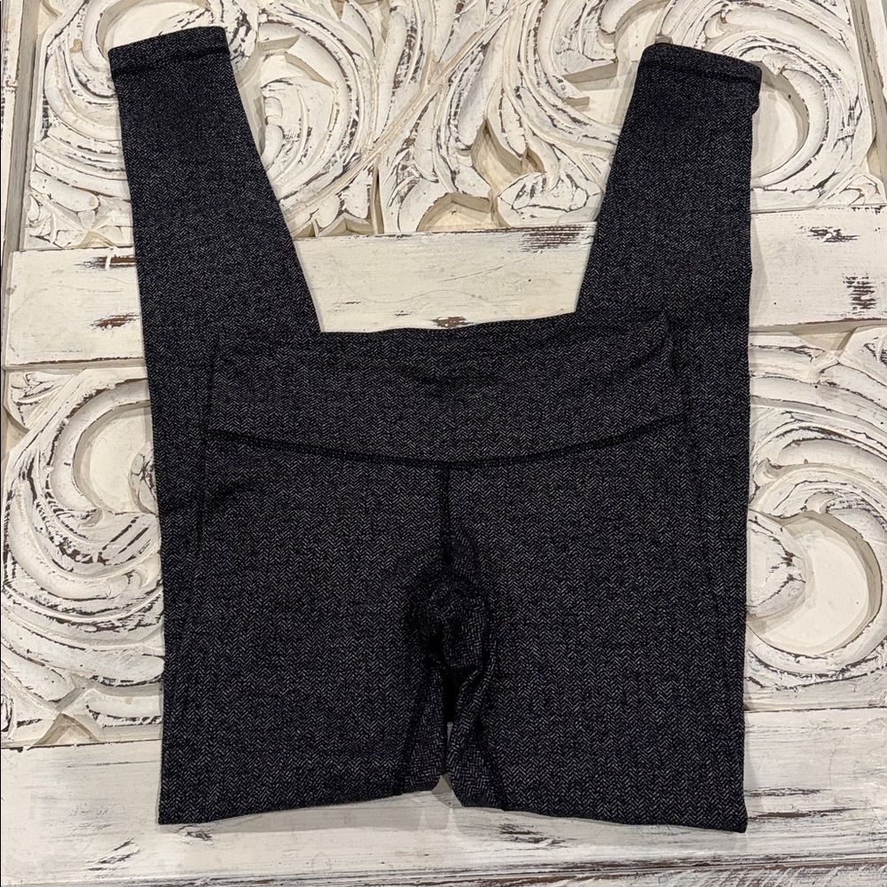 Lululemon Tweed Leggings Womens 4 Blk/Wht full length activewear Warm Yoga